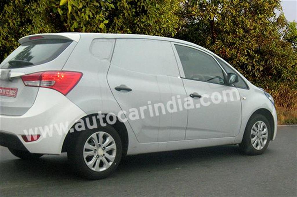 Hyundai New MPV Spotted