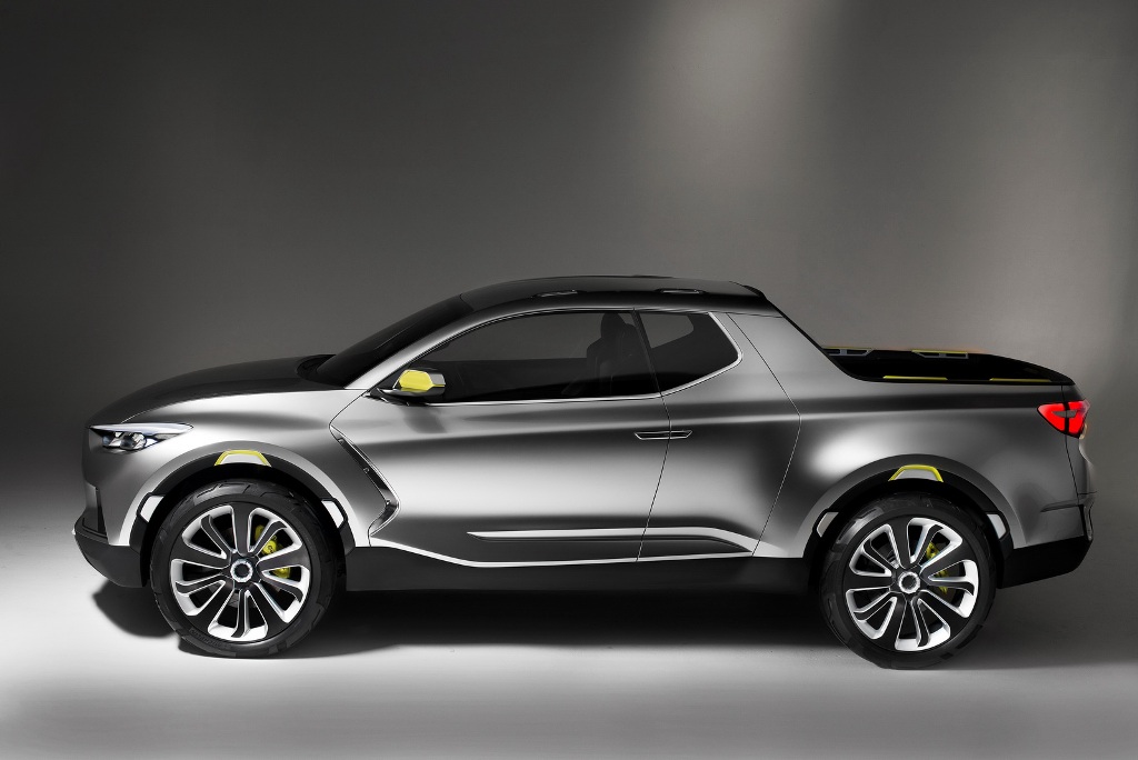 Hyundai Santa Cruz Concept Side