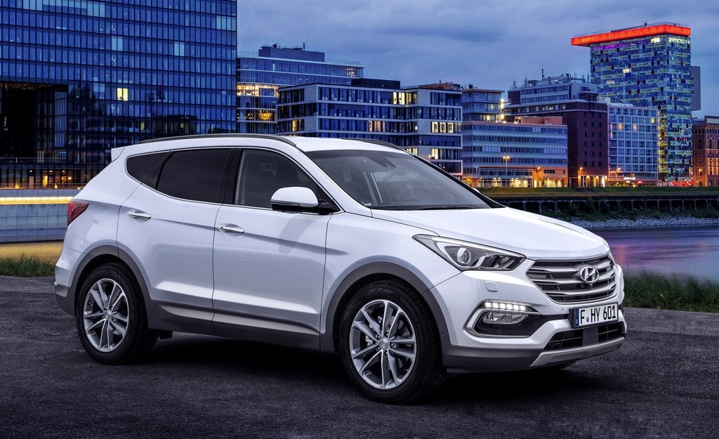 Hyundai Santa Fe Facelift Revealed