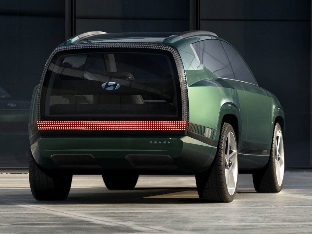 Hyundai Seven Concept Rear