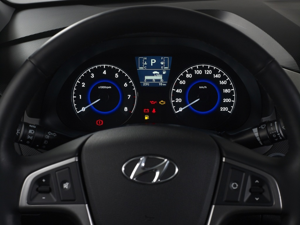 Hyundai Solaris Facelift Russia Instrument Cluster