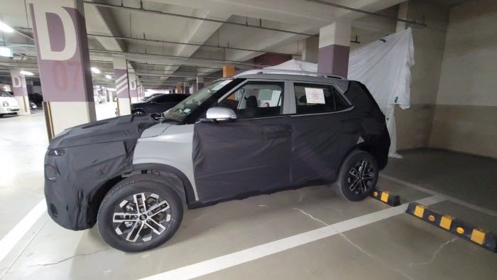 Hyundai Venue Facelift Spied Side