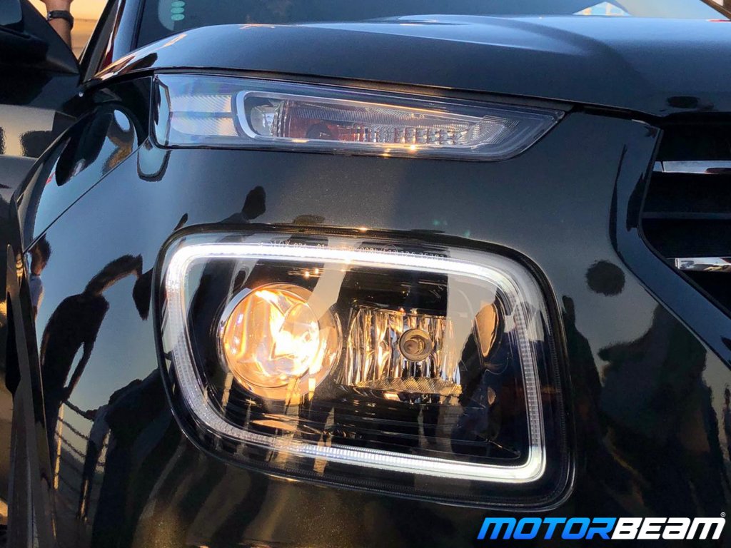 Hyundai Venue Headlamp