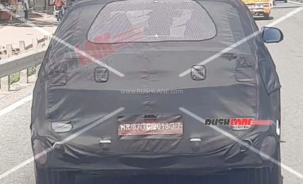 Hyundai i20 test mule rear