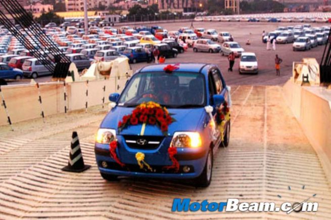 Hyundai_Santro_5_Lakh_Exports