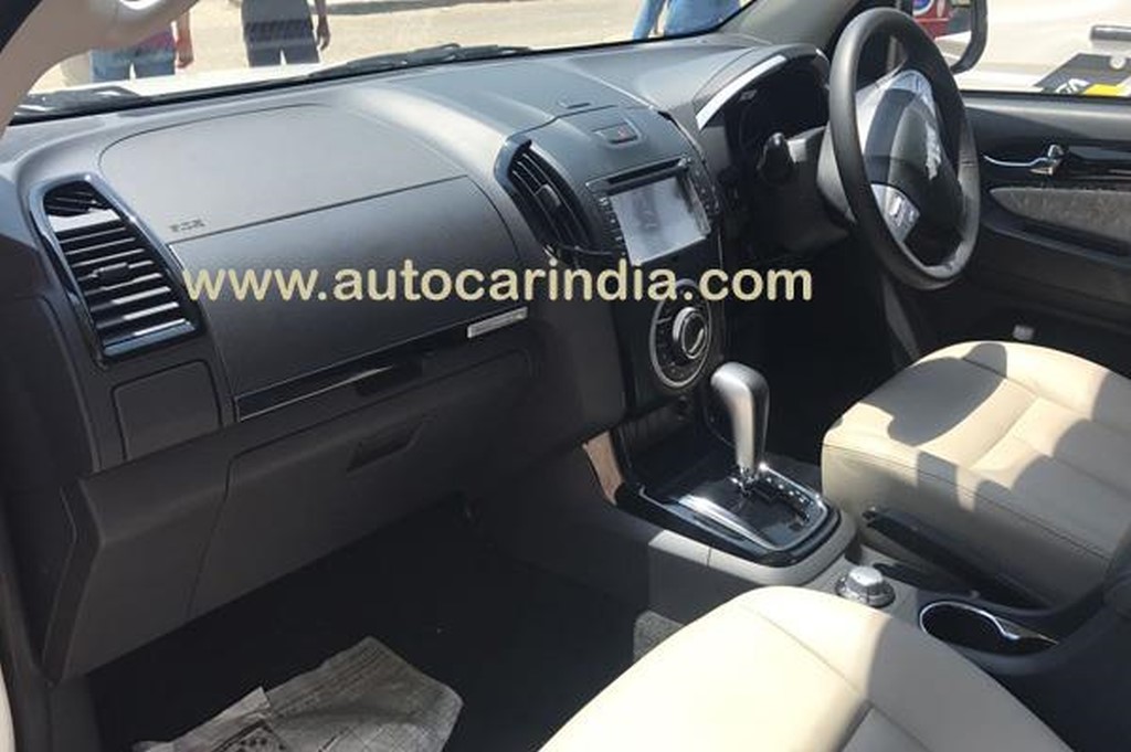 Isuzu MU-X Interiors