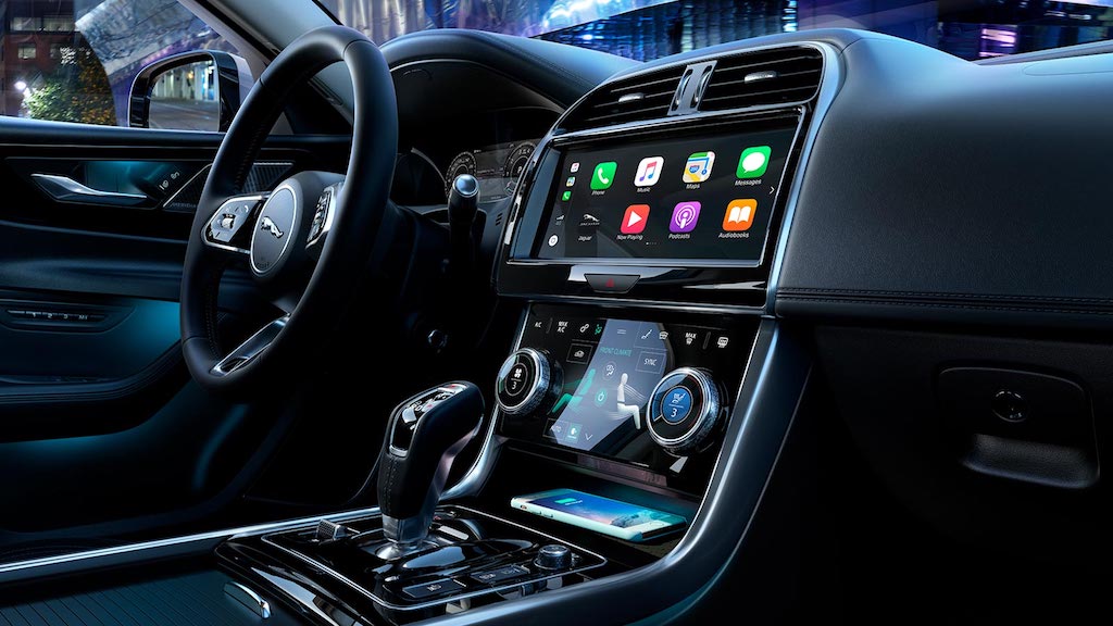 Jaguar XE Facelift Interior