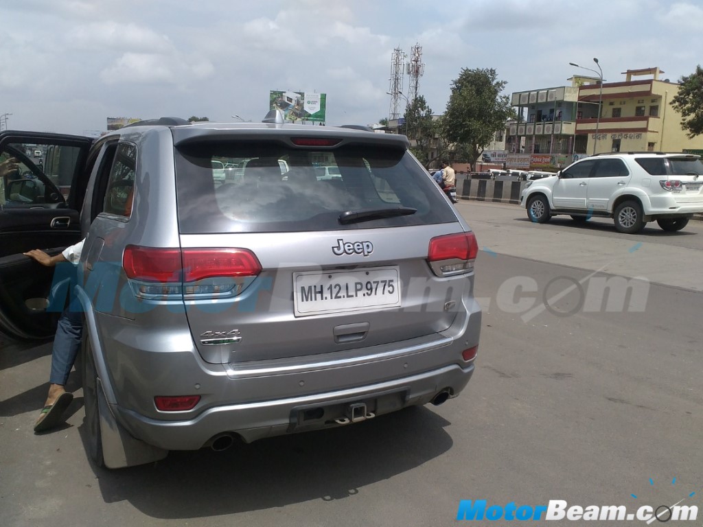 Jeep Grand Cherokee Testing