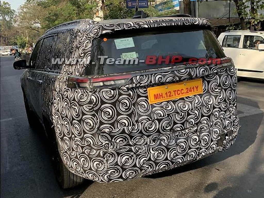 Jeep Meridian Spied Rear