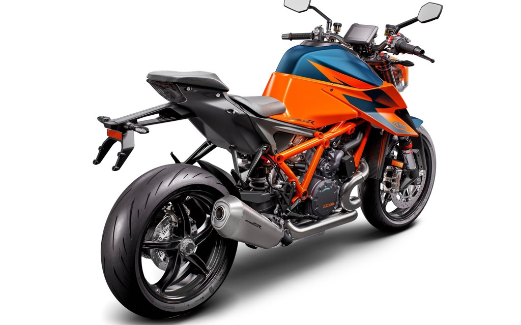 KTM 1290 Super Duke R Features