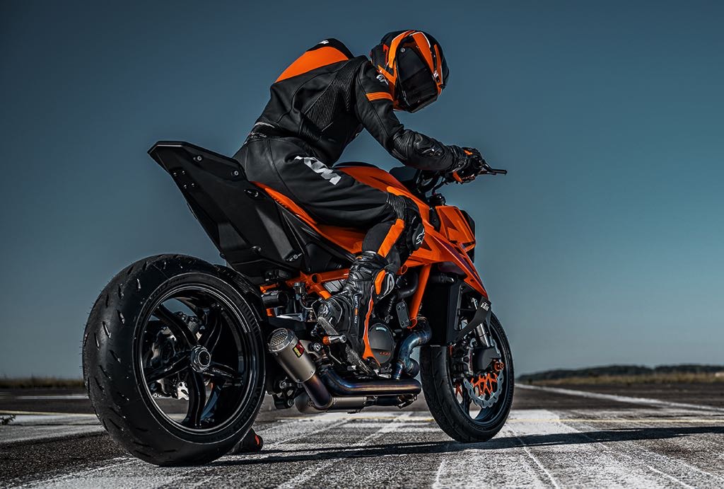 KTM 1390 Super Duke R Rear