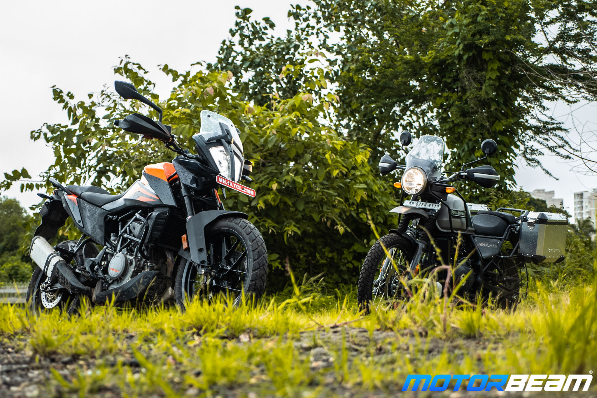 KTM 390 Adventure vs Royal Enfield Himalayan Comparison Review 11