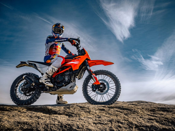 KTM 390 Enduro R Front Side