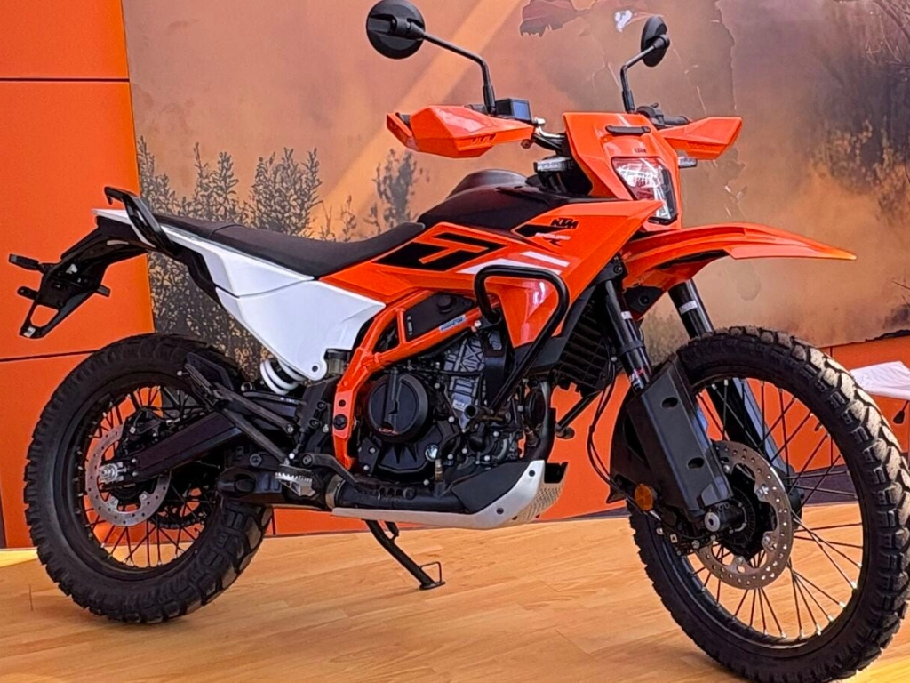 KTM 390 Enduro R Front