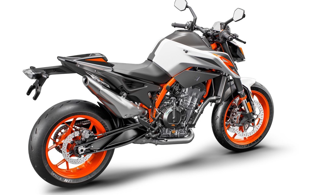 KTM 890 Duke R Details
