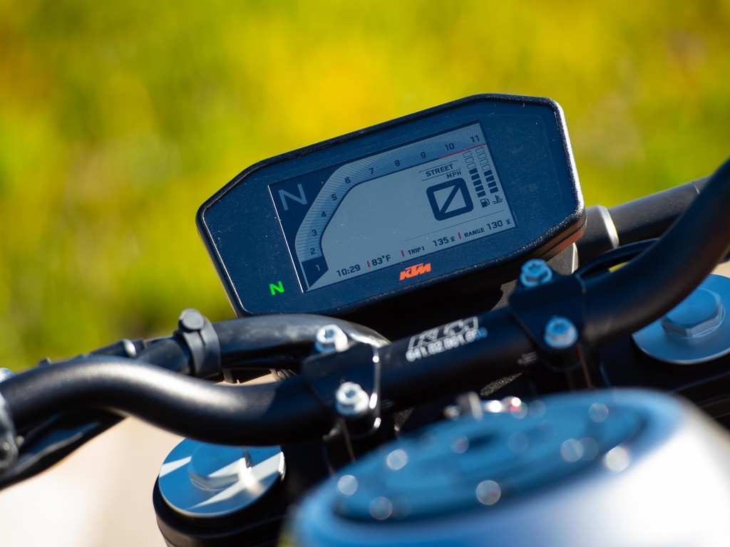 KTM Duke 790 TFT Infotainment System