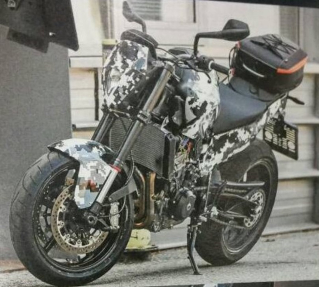 KTM Duke 800 Spy Shot