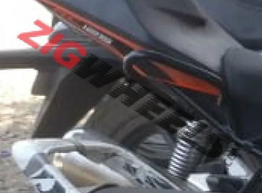 KTM RC 125 Tail Badging