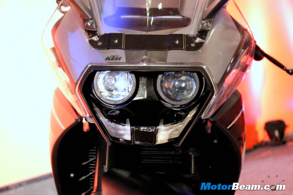 KTM RC 200 Headlights