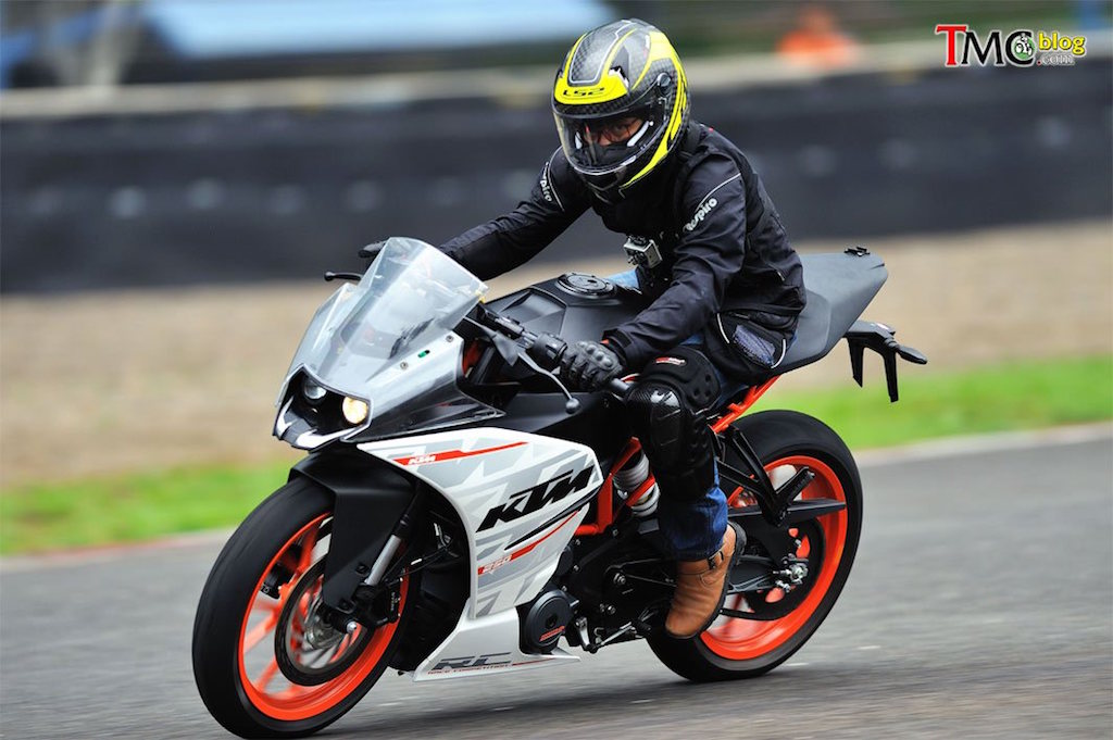 KTM RC 250 First Ride Indonesia