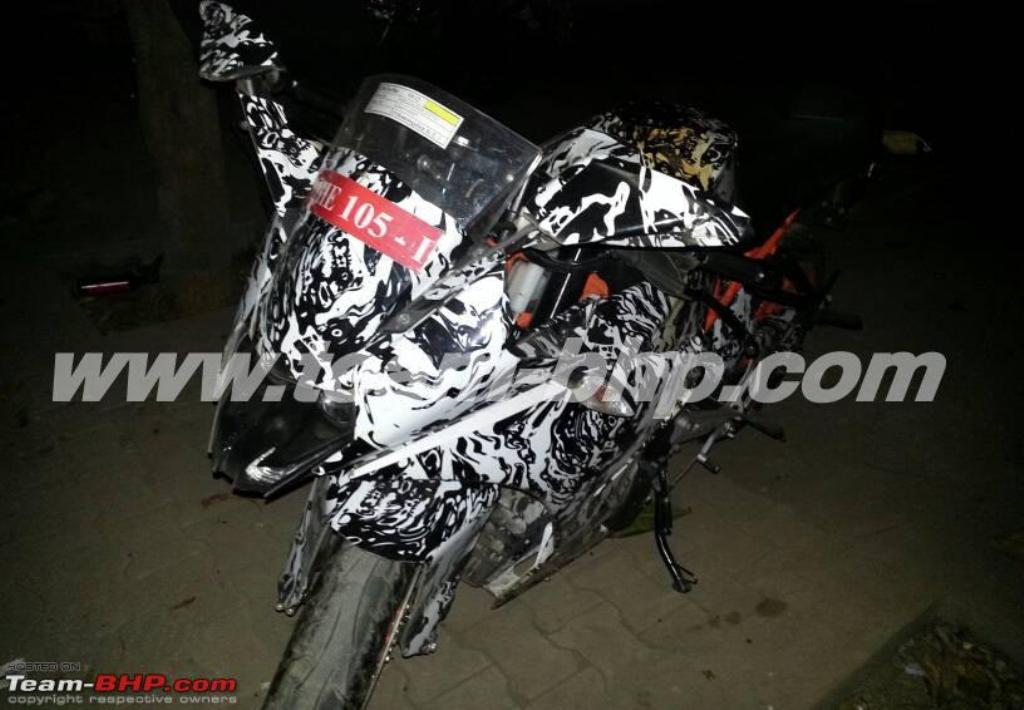 KTM RC 390 Spy Shot Front