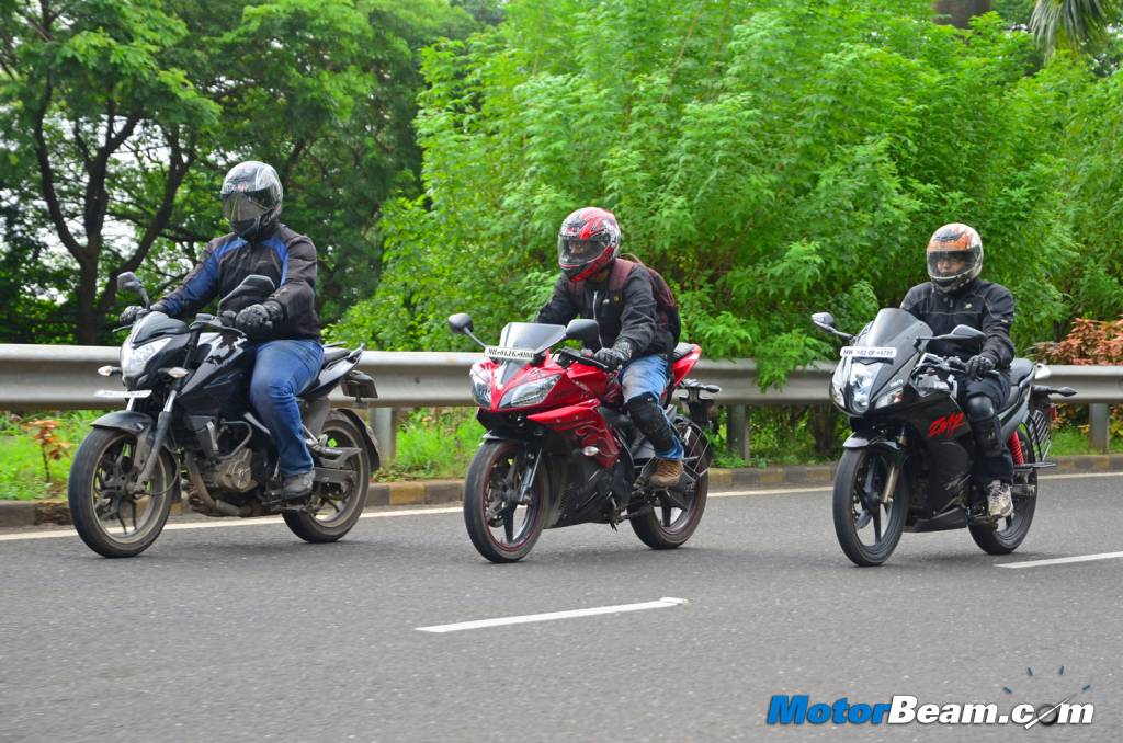 Karizma ZMR vs R15 vs Pulsar 200 NS