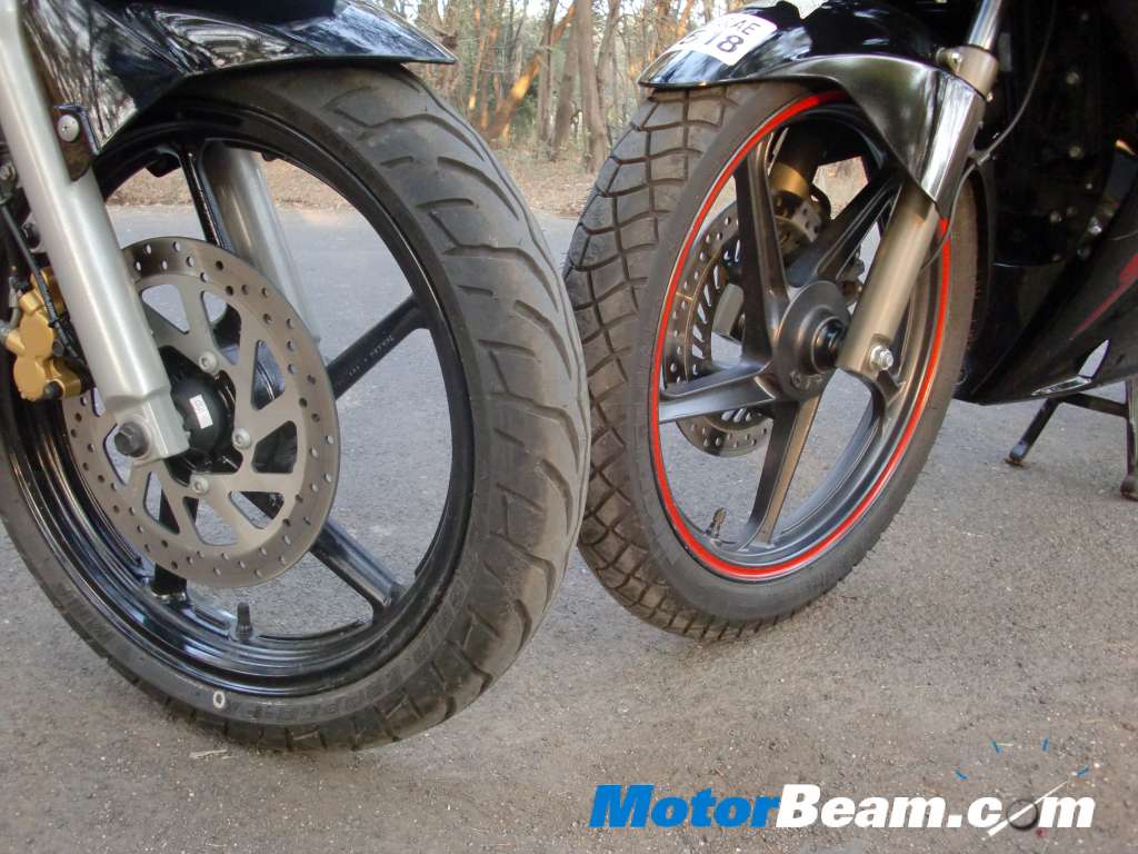 Karizma_ZMR_Vs_Fazer_Tyres