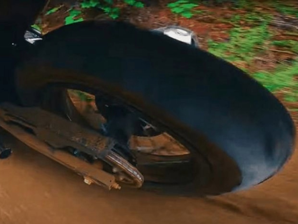 Kawasaki KLE rear wheel