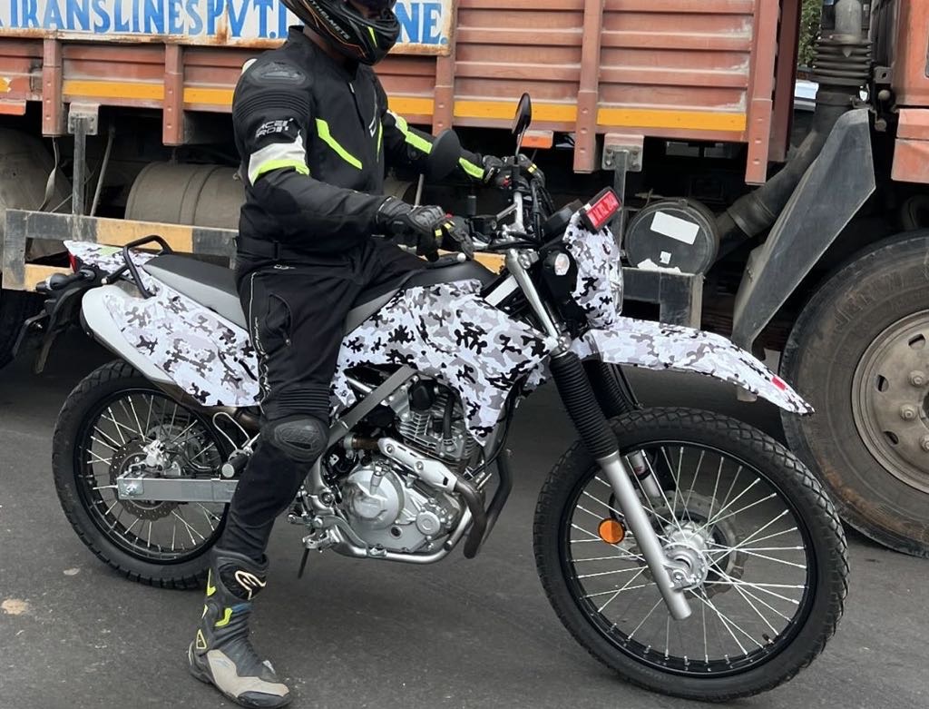 Kawasaki KLX230 S Spied