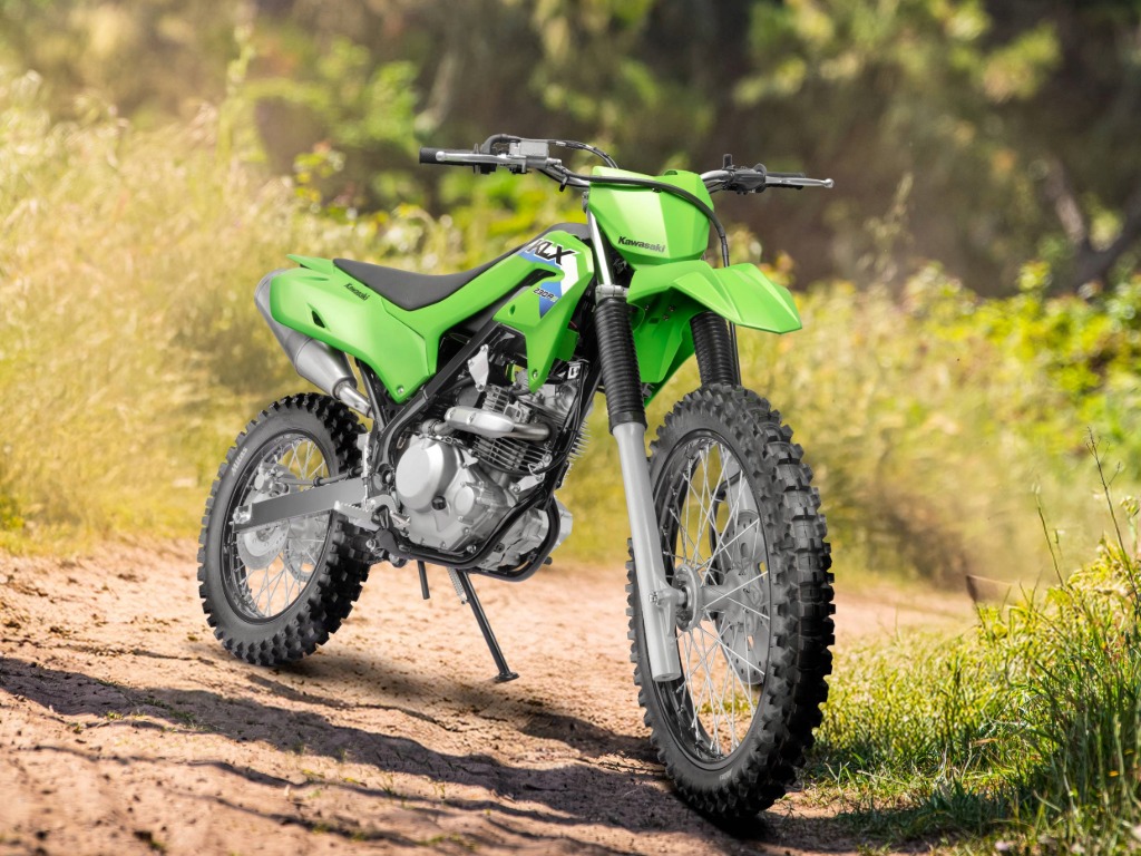 Kawasaki KLX230R S front