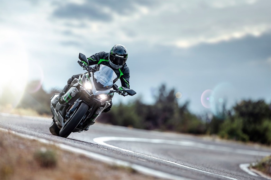 Kawasaki Ninja 1000SX Price
