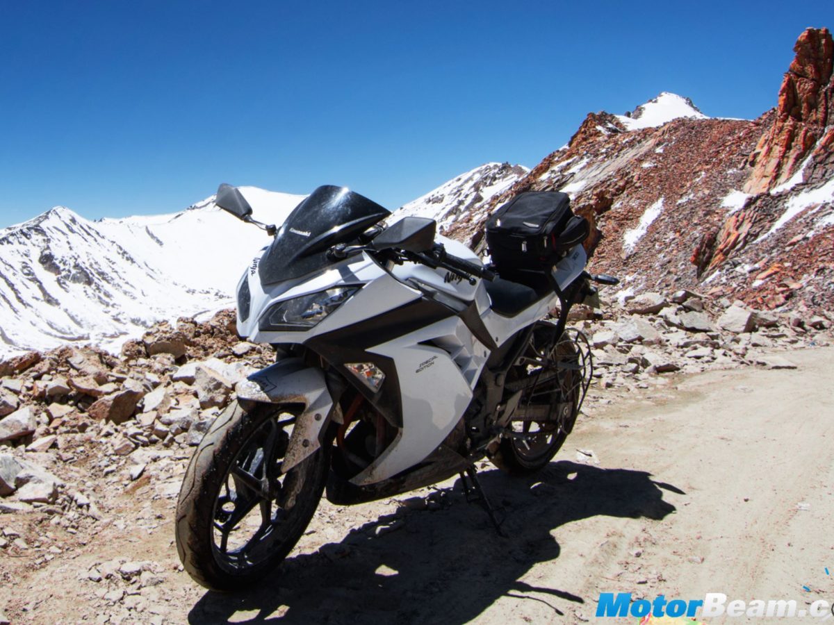 カカ　白 Kawasaki Ninja 250 Ninja 300 Z 250 Z 300 EX250-J SSB Guard