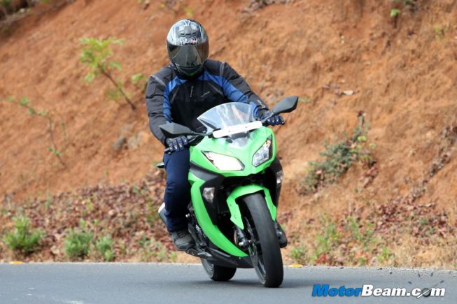Kawasaki Ninja 300 Video Review