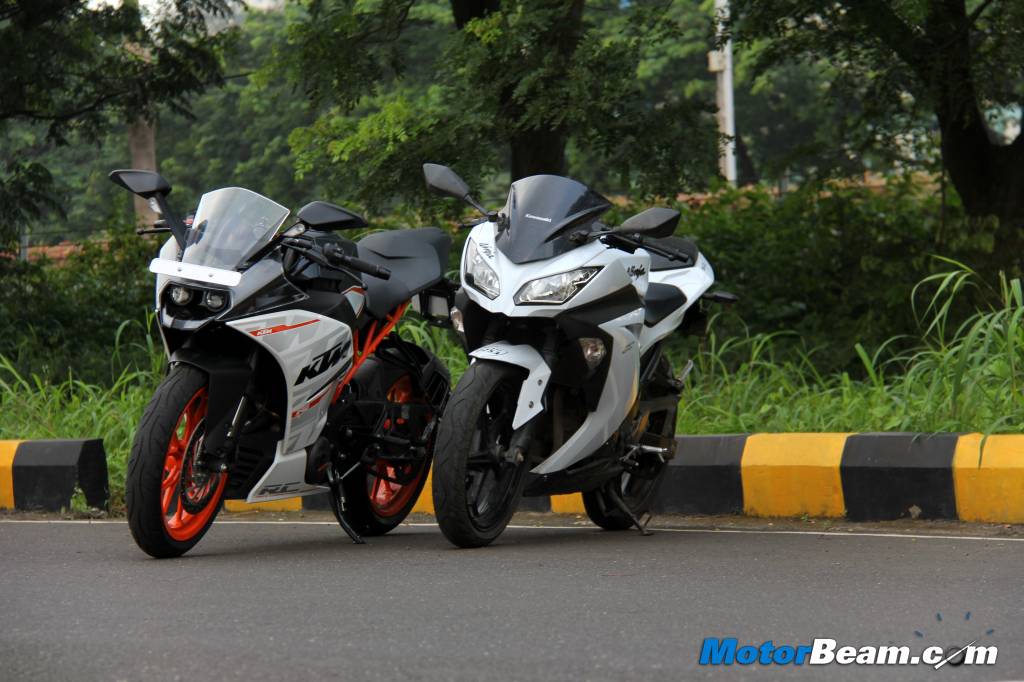 Kawasaki Ninja 300 vs KTM RC 390