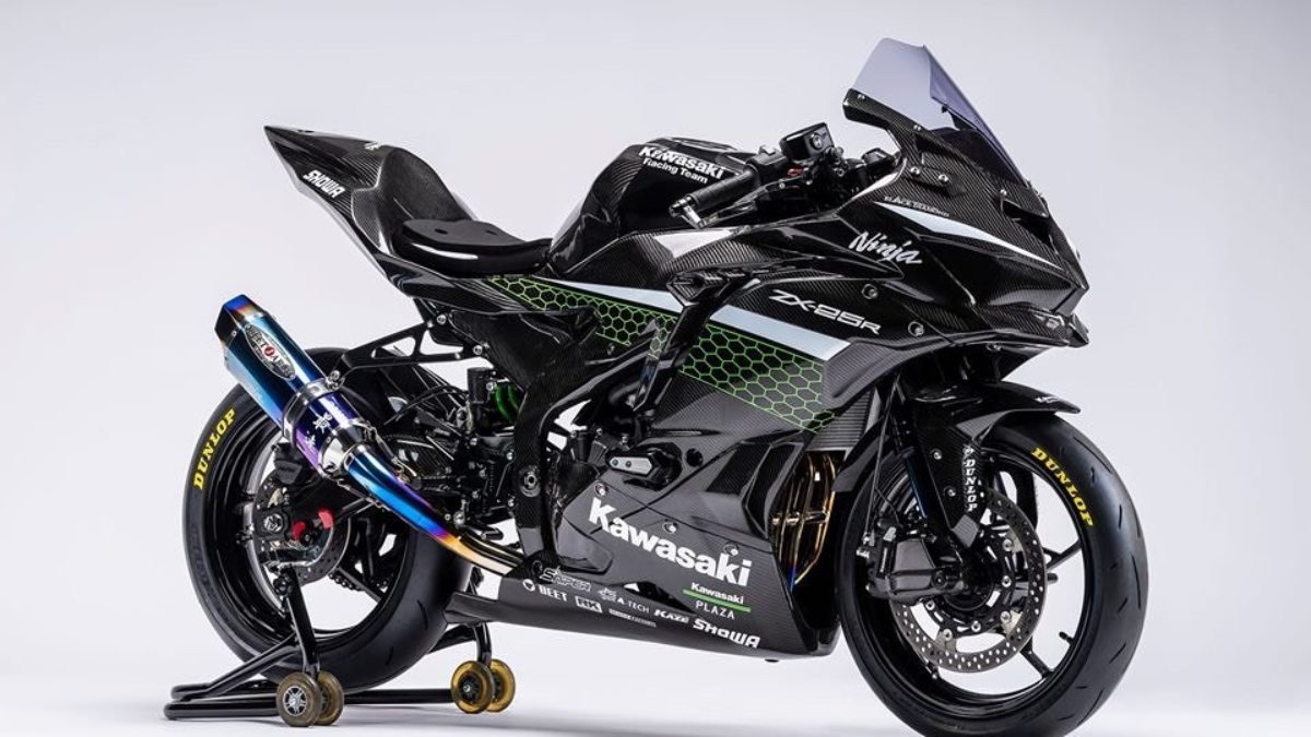 Kawasaki Ninja ZX-25R Racer Model Revealed | MotorBeam