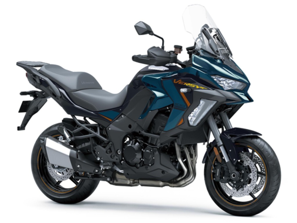 Kawasaki Versys 1100 front