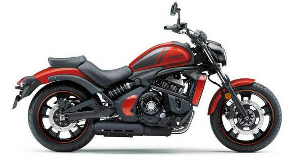 Kawasaki Vulcan S Pearl Lava Orange Side