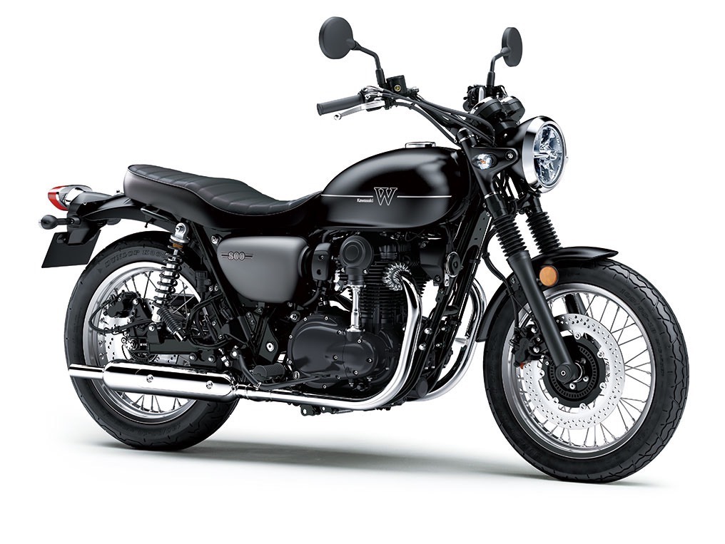 Kawasaki W800 BS6 Price