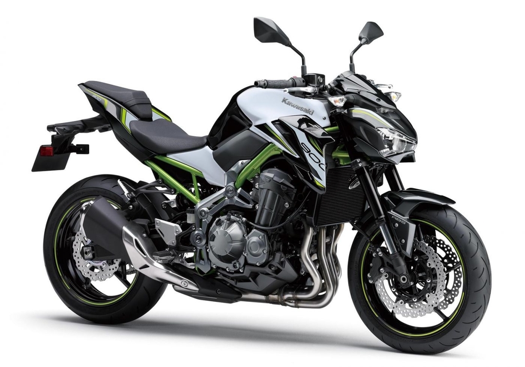 Kawasaki Z900 White