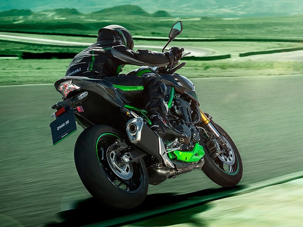 Kawasaki Z900 SE Revealed, Gets Premium Suspension & Brake Unit