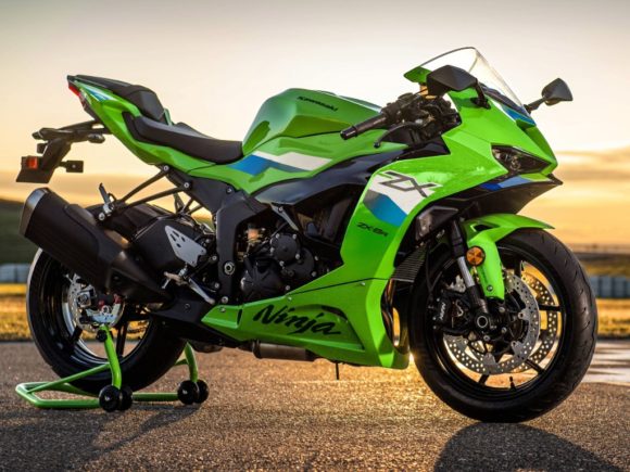 Kawasaki ZX-6R front