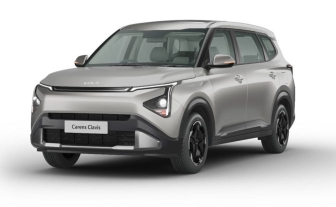 Kia Carens Clavis HTE (EX)