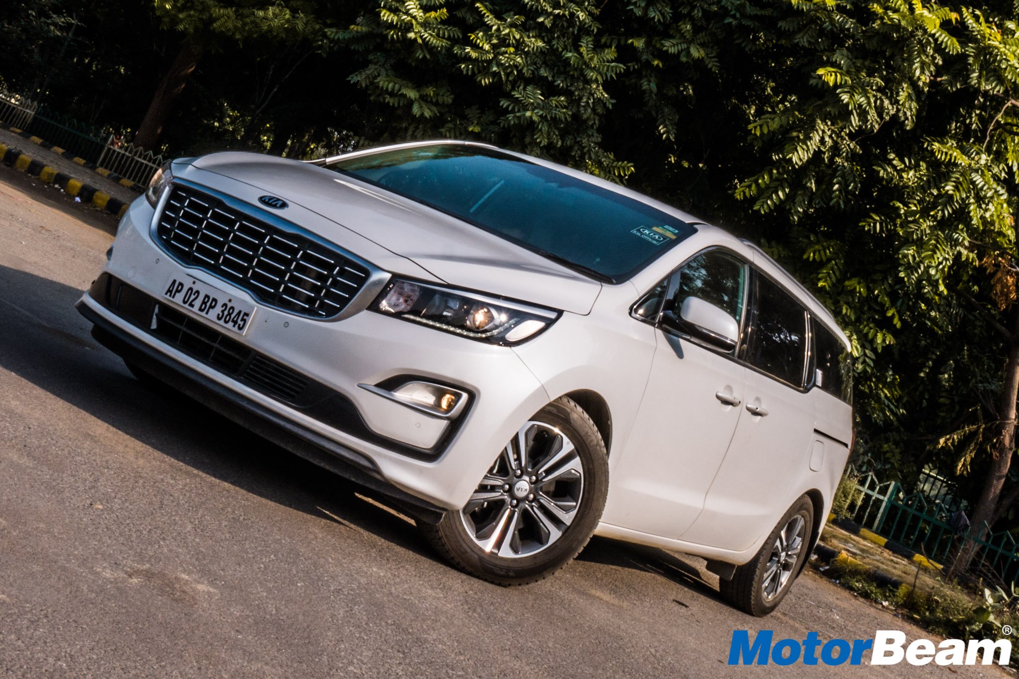 2019 Kia Carnival Review Test Drive Motorbeam Com