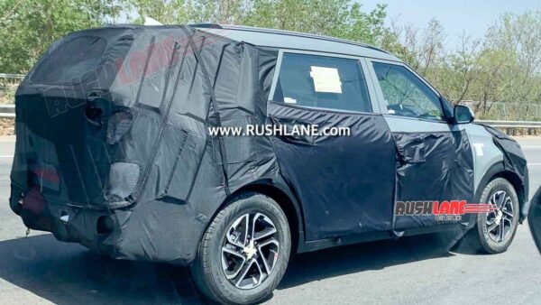 Kia Seltos 7-Seater Spied