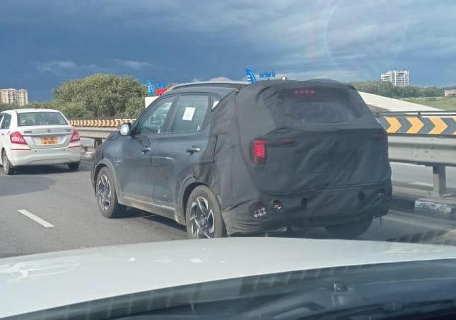 Kia Sonet Facelift Spotted Alloys