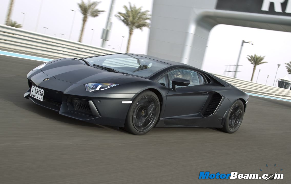 Lamborghini Aventador Test Drive Review