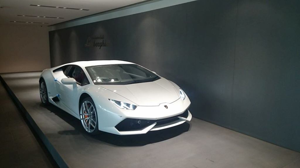 Lamborghini Huracan Delhi Dealership