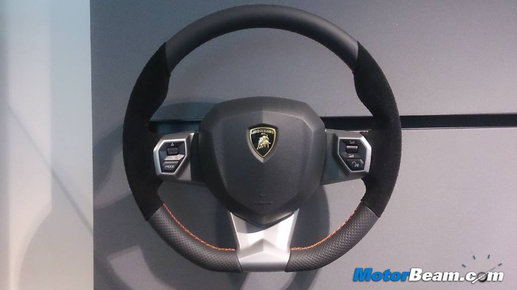 Lamborghini Huracan Steering