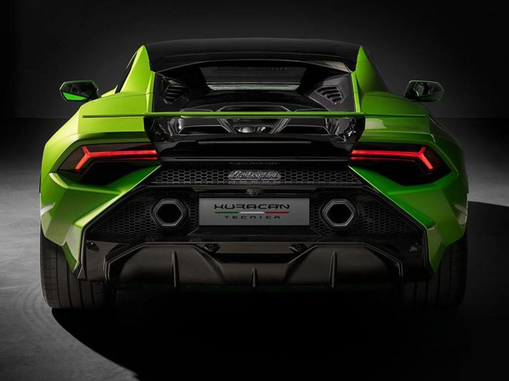 Lamborghini Huracan Tecnica Rear