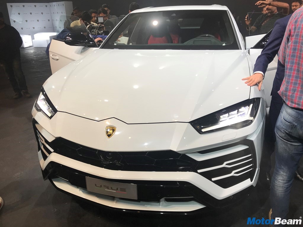 Lamborghini Urus Front